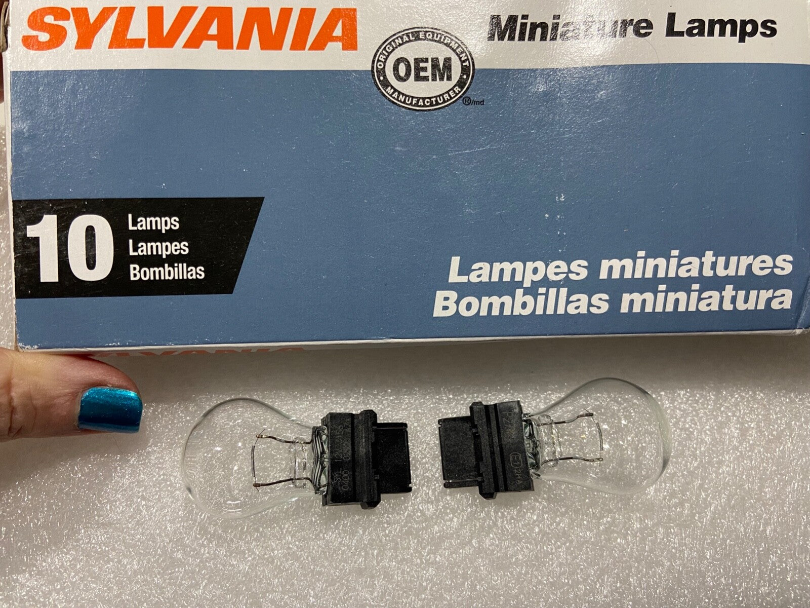 Sylvania 3156 standard auto bulbs