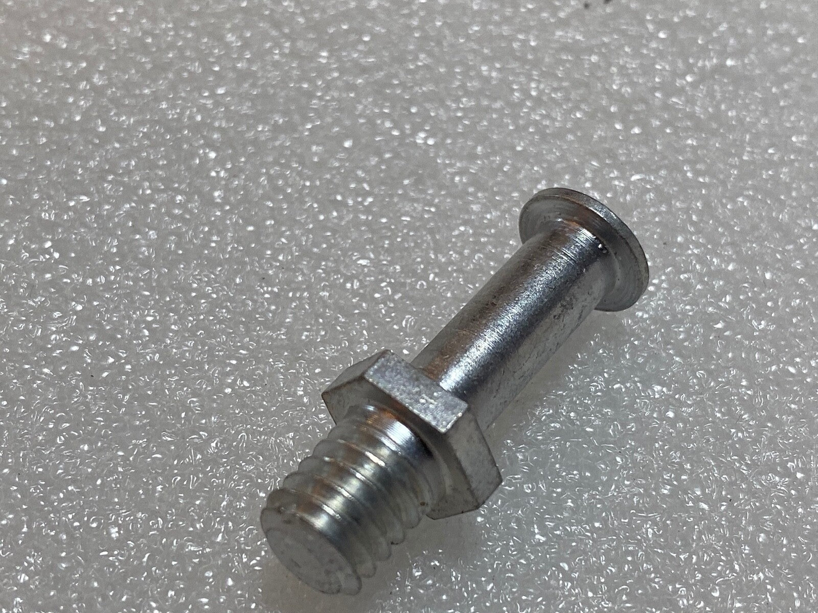 Harley Knuckle Pan FX Kicker Spring Stud 4 Speed OEM# 33090-36 2086-36 Cad USA