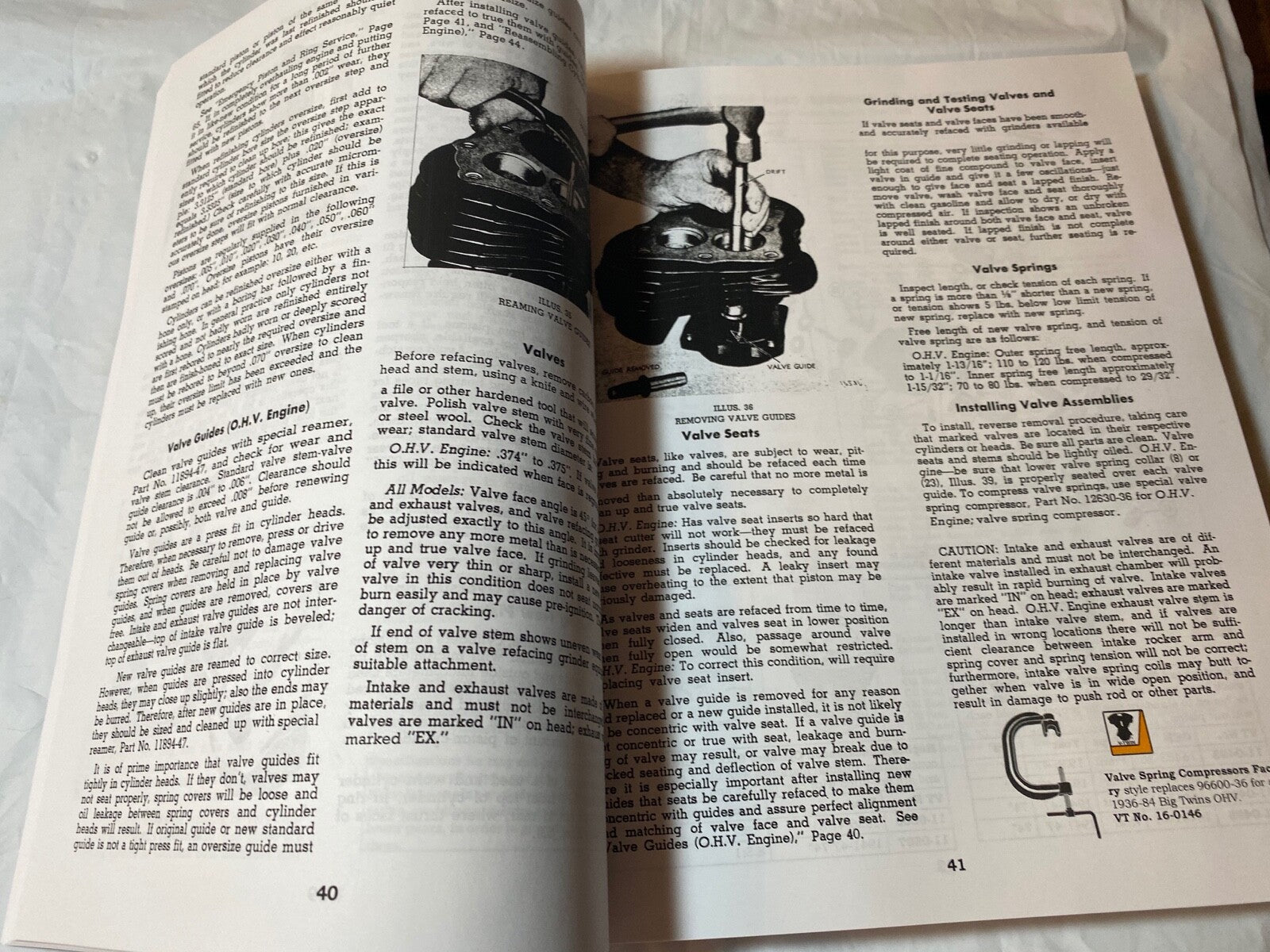 Harley Knucklehead Restoration Parts & Service Manual Dan Henke Bruce Linsday