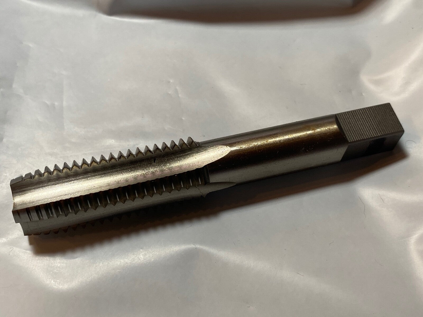 Harley Transmission Filler Plug Tap 11/16"-11 WL WLA WLC Servicar 1941-73 USA