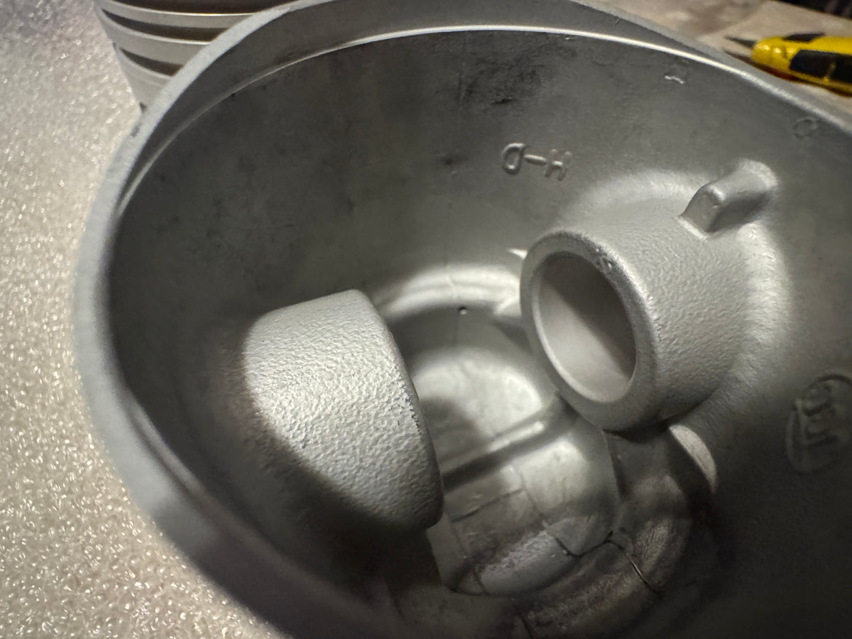 Harley-Davidson K, KK, KH, KHK Piston Set With Rings OEM# 22251-52