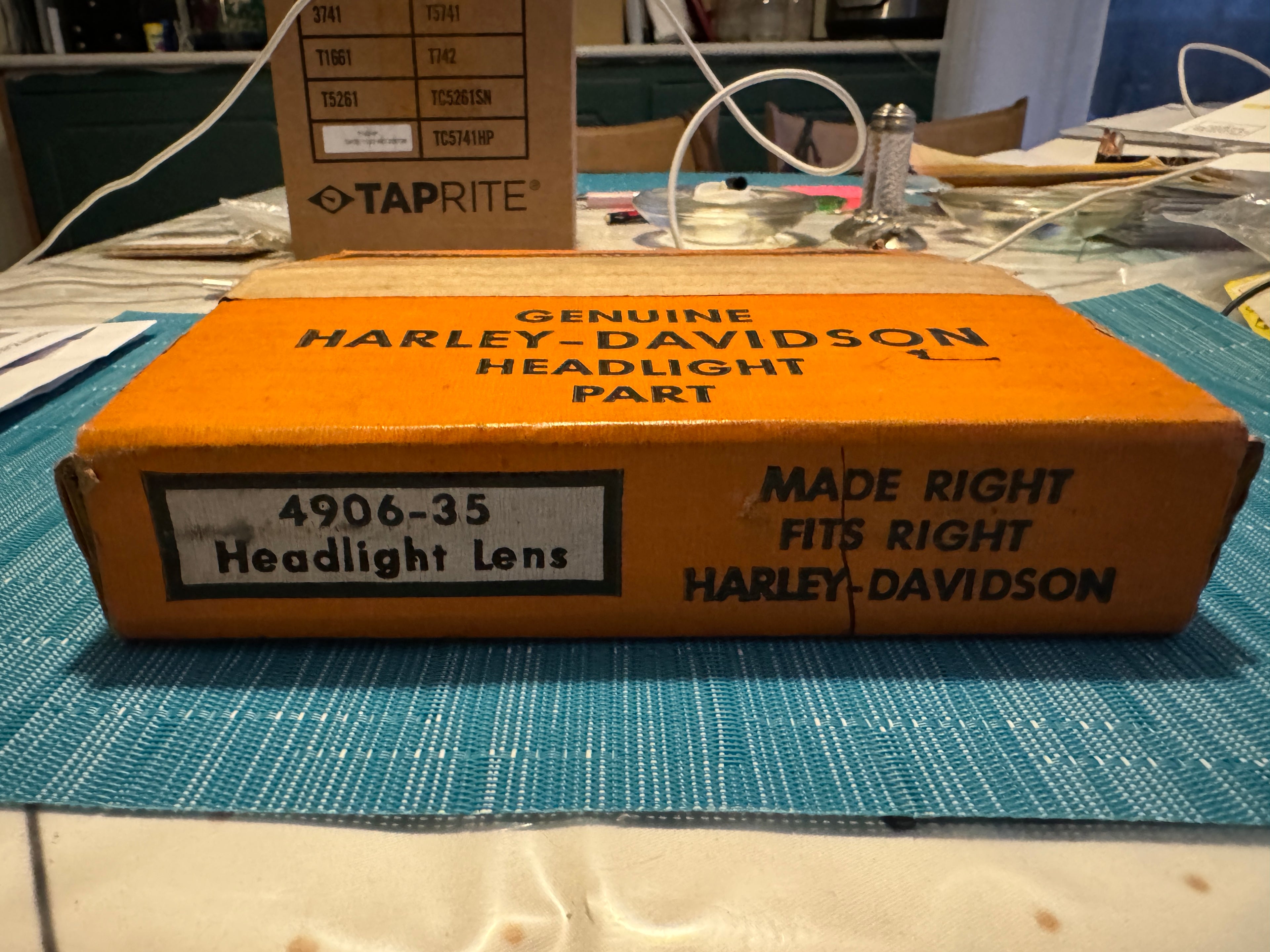 Harley NOS 4906-35 "Serif" Early Guide Cycle-Ray Headlamp Lens Knucklehead VL UL WL 1935-1942