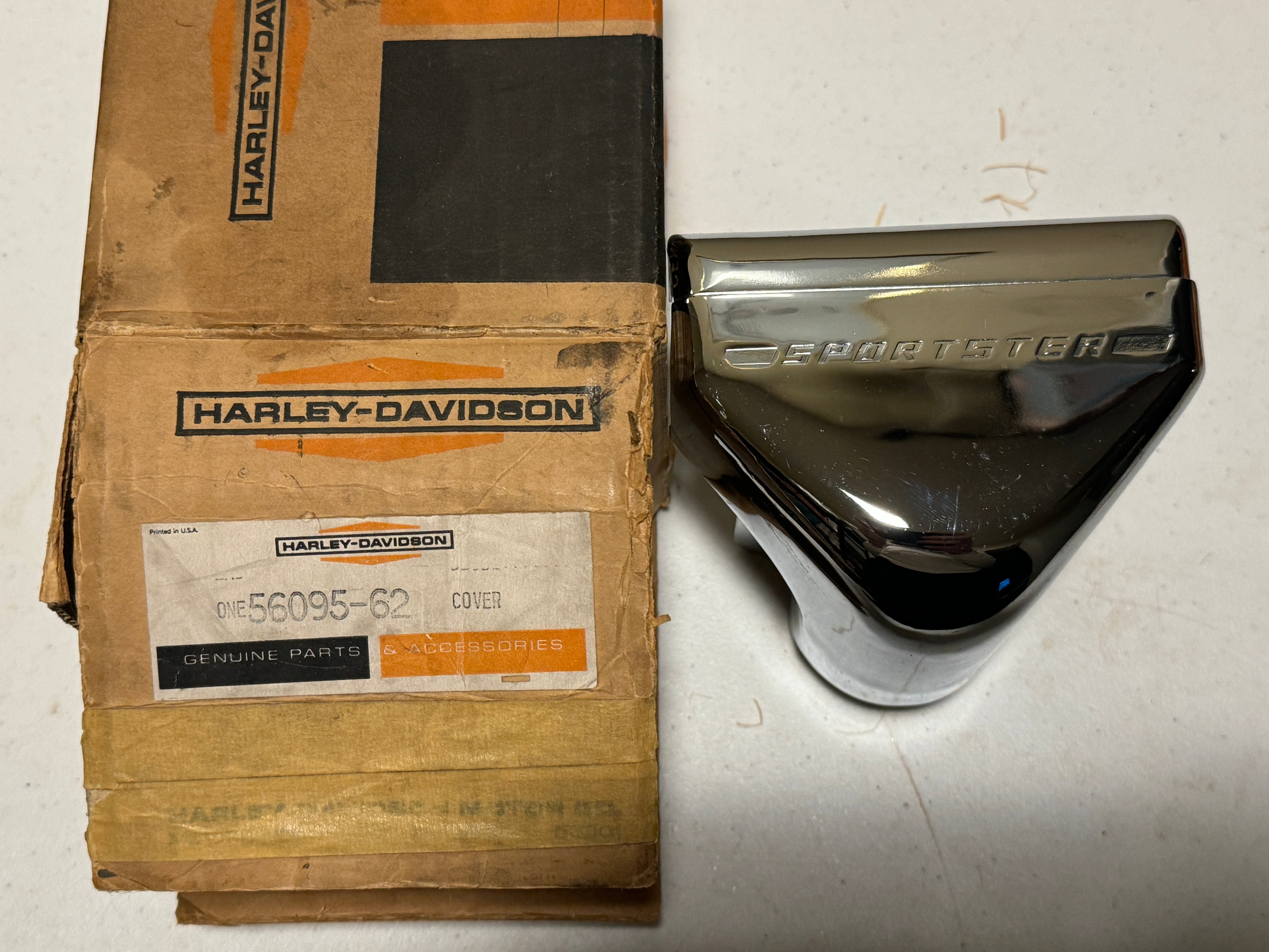 Harley NOS 56095-62 Sportster XLH Handlebar Clamp Cover Chrome 1962-1965