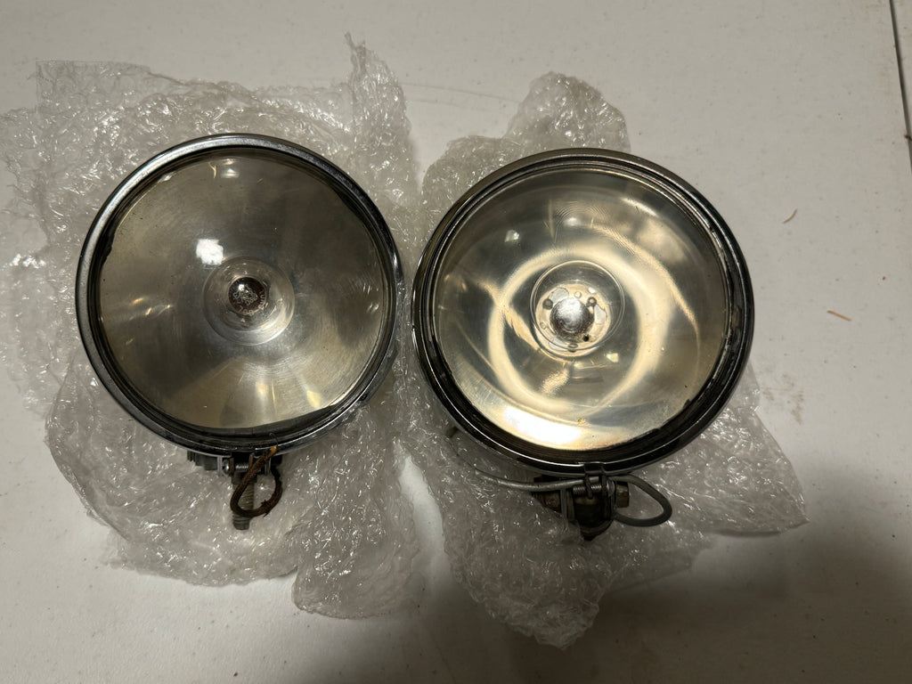 Harley Good Used OEM 68650-38A OEM Guide Spotlamp Set Short Stanchion Panhead