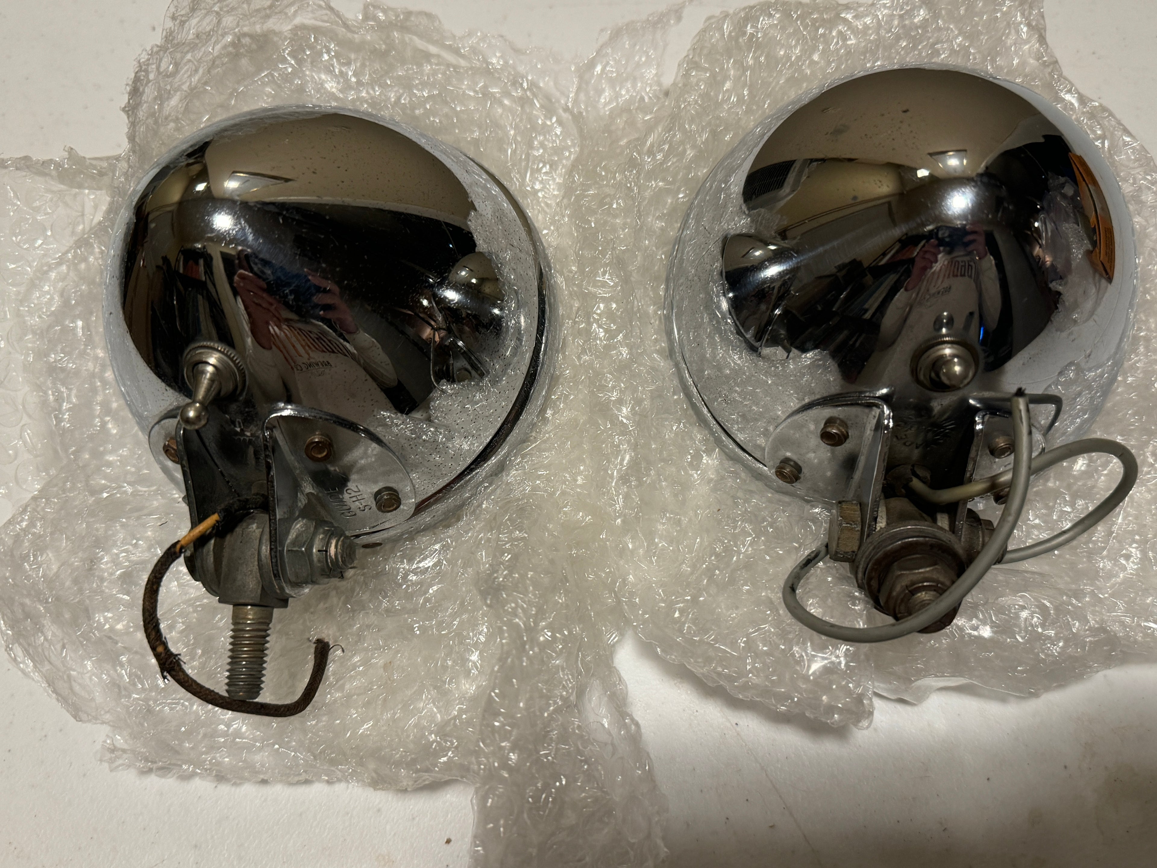 Harley Good Used OEM 68650-38A OEM Guide Spotlamp Set Short Stanchion Panhead