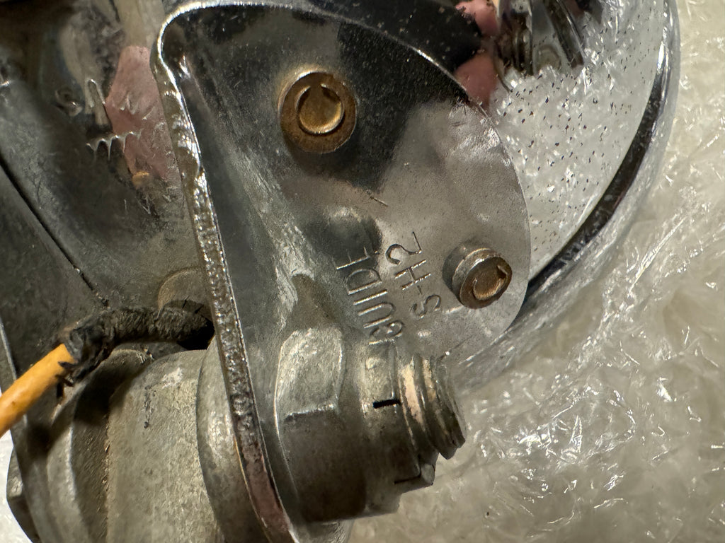 Harley Good Used OEM 68650-38A OEM Guide Spotlamp Set Short Stanchion Panhead