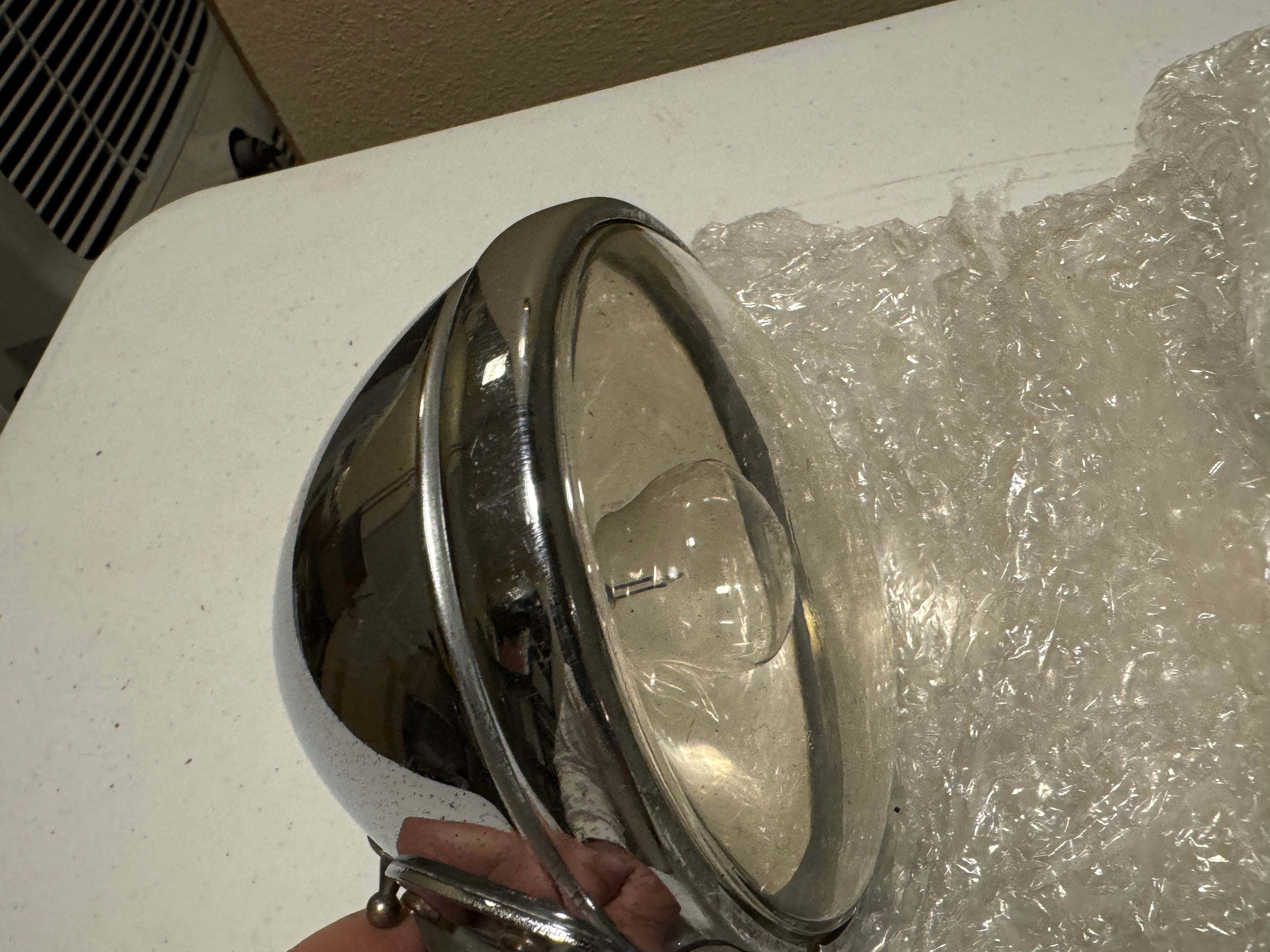 Harley Good Used OEM 68650-38A OEM Guide Spotlamp Set Short Stanchion Panhead