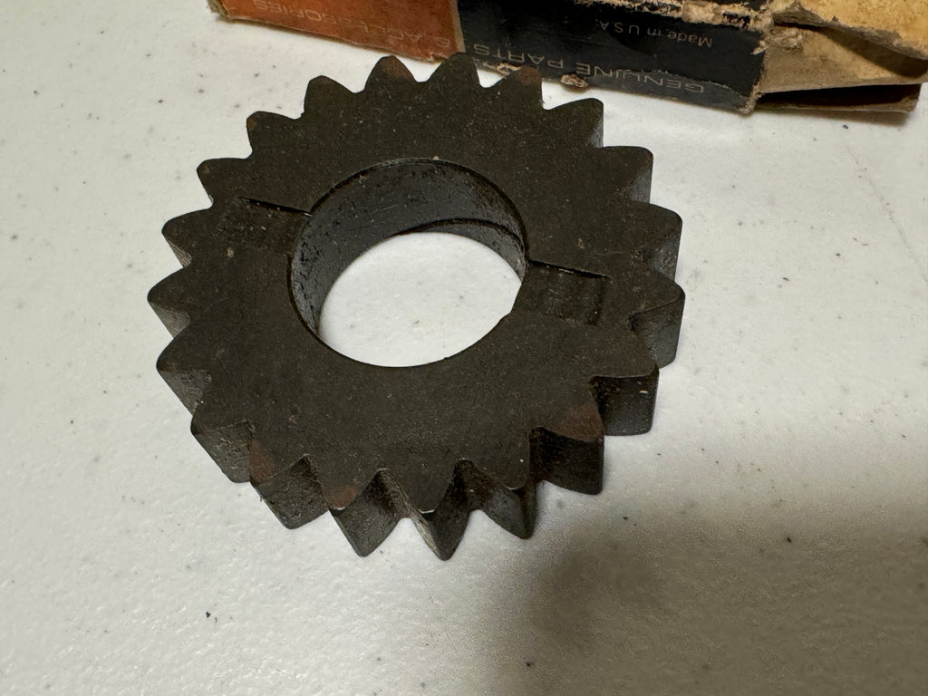 Harley 35305-56 NOS OEM Mainshaft 3rd Gear K Sportster 1956-1990