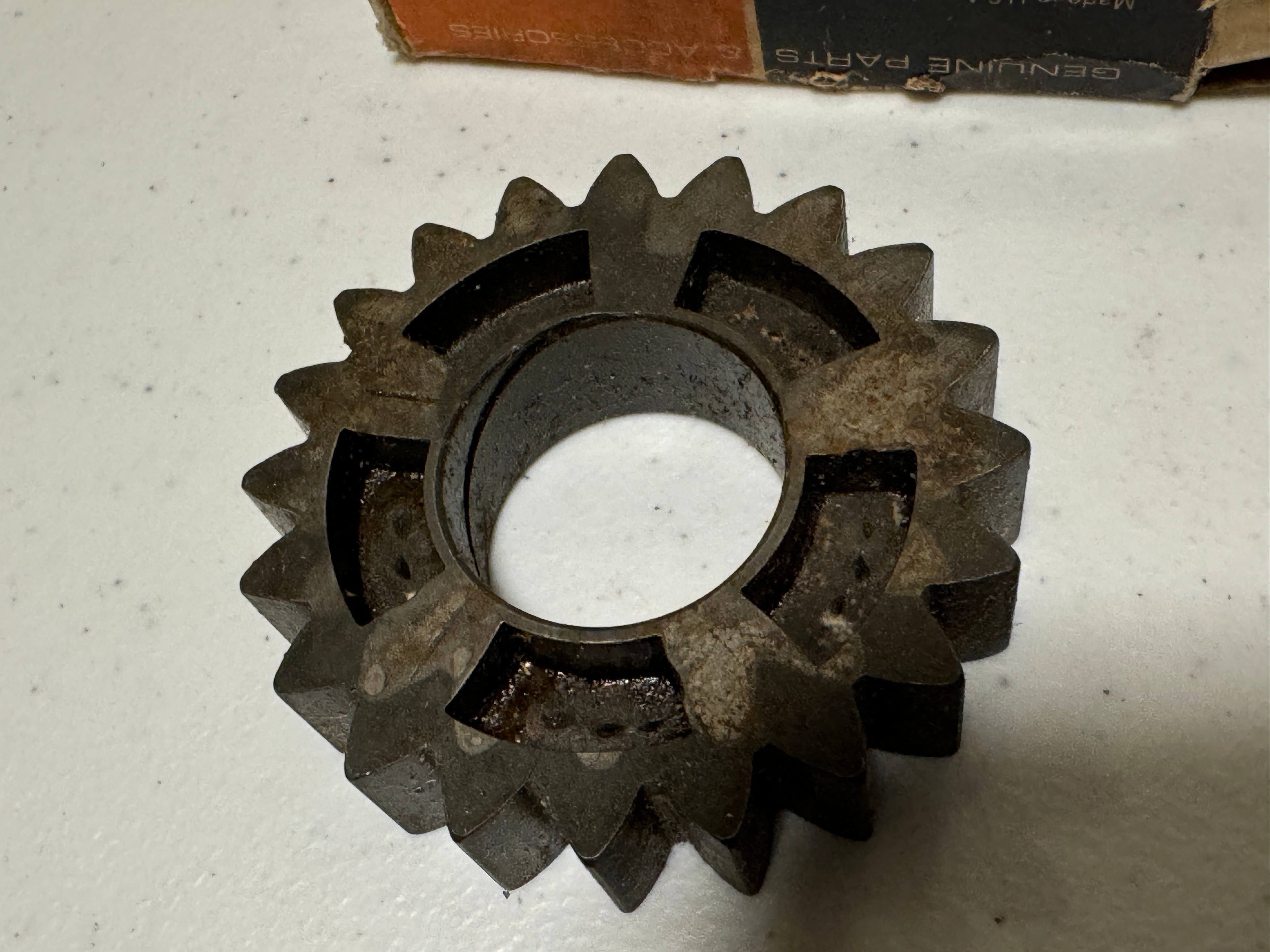 Harley 35305-56 NOS OEM Mainshaft 3rd Gear K Sportster 1956-1990