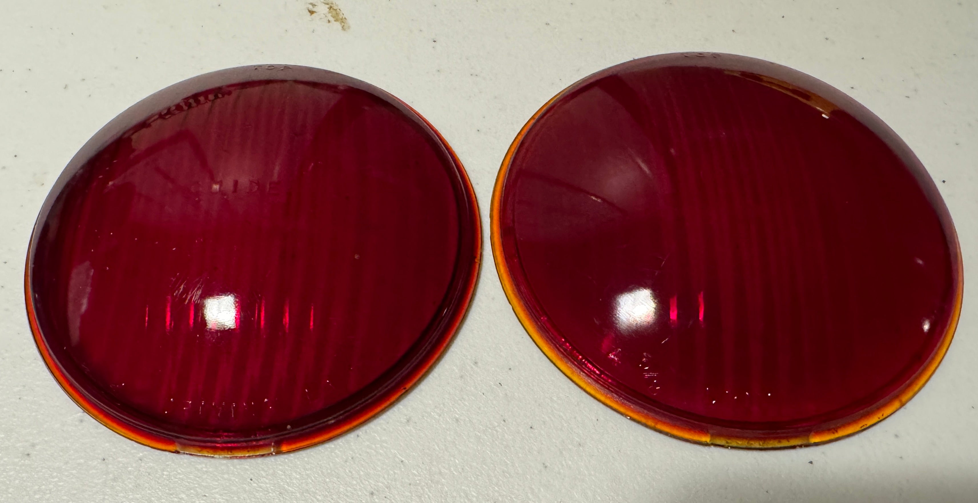Harley OEM 68662-38; Early 11372-38 Guide Fluted Red Pursuit Lens Set Set 1